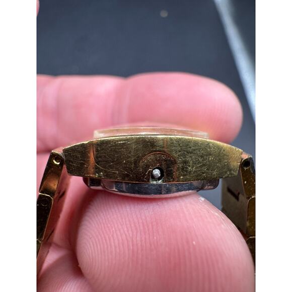 Vintage La Marque Manual Mechanical Oval Gold Tone Solid Link Watch 17 Jewels - Picture 12 of 13